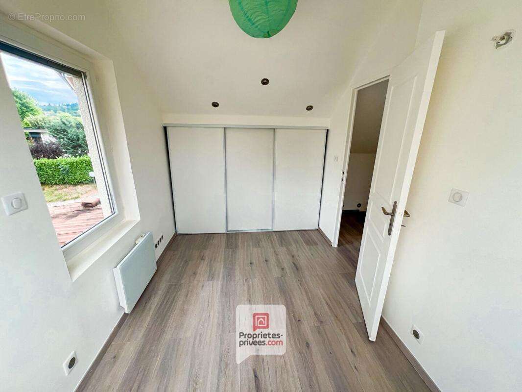 Maison à SAINT-MARTIN-D'URIAGE