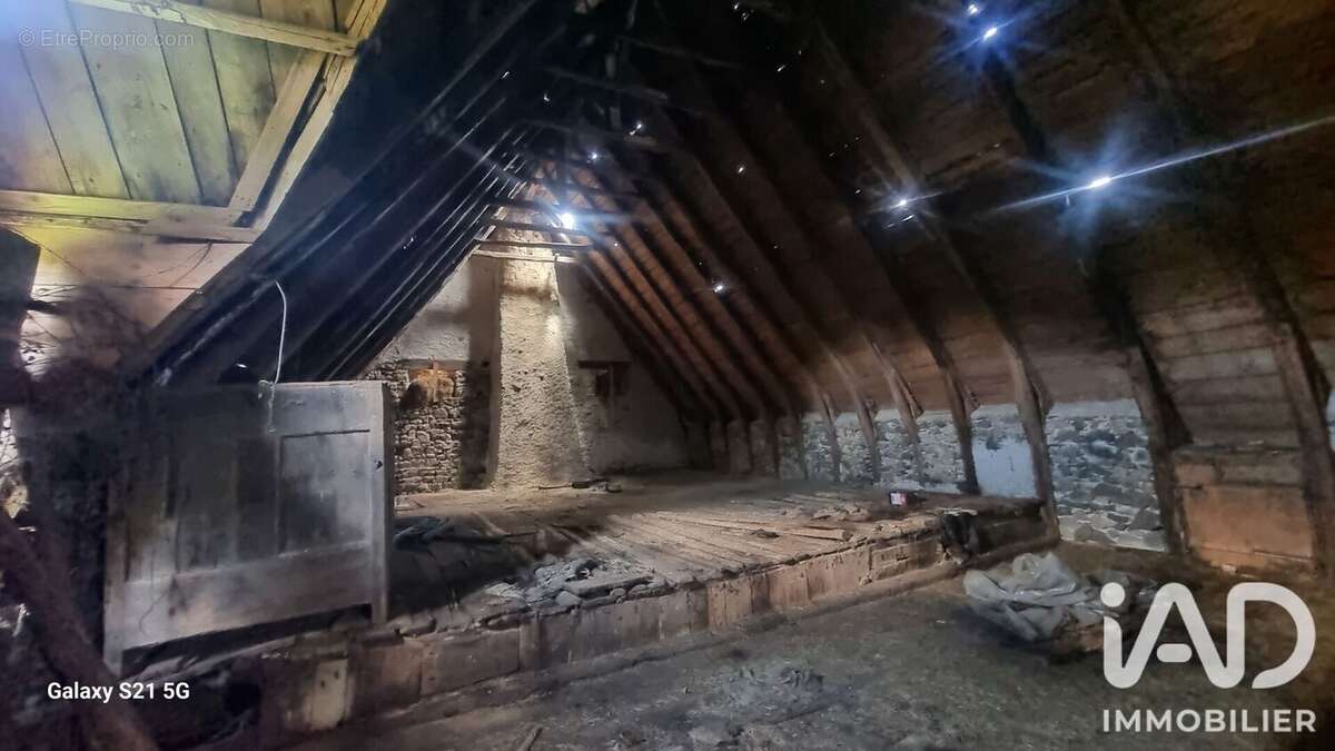 Maison 160 m² à Tremouille-Saint-Loup  - photo 3