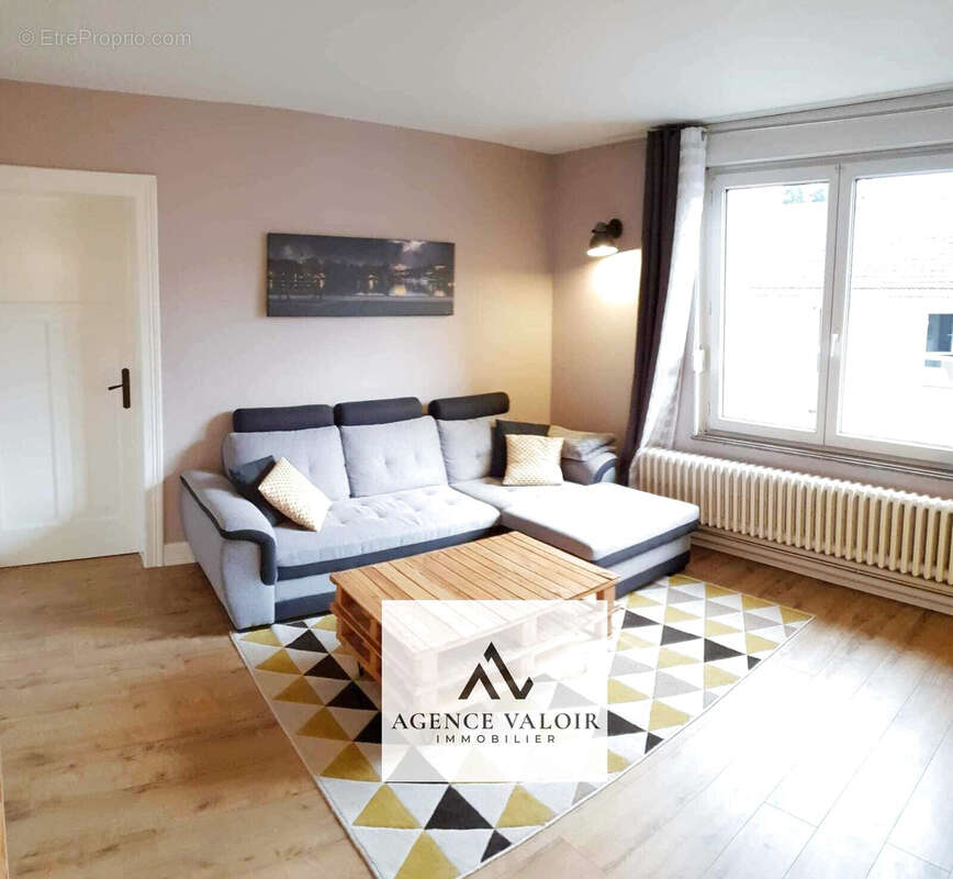 Appartement à REMILLY