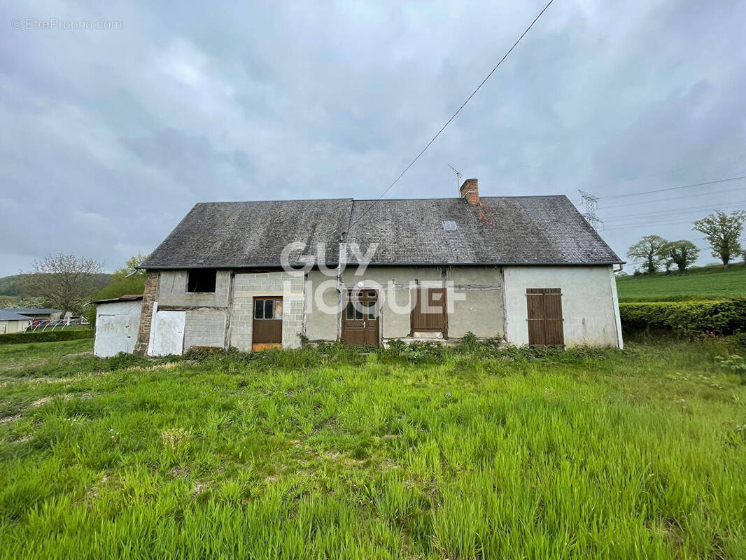 Maison à ISIGNY-LE-BUAT