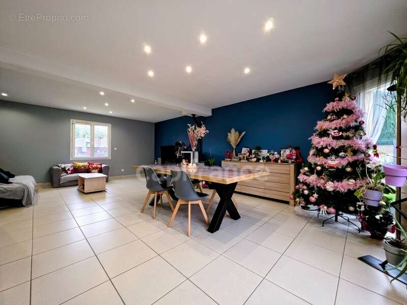 Maison à BLANGY-SUR-BRESLE