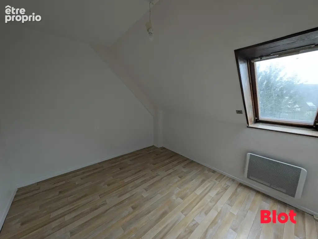 Maison 5 pièces 96 m² à vendre à Argentre-Du-Plessis (35370) - photo 8