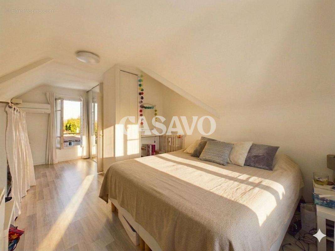 Maison à LE PERREUX-SUR-MARNE