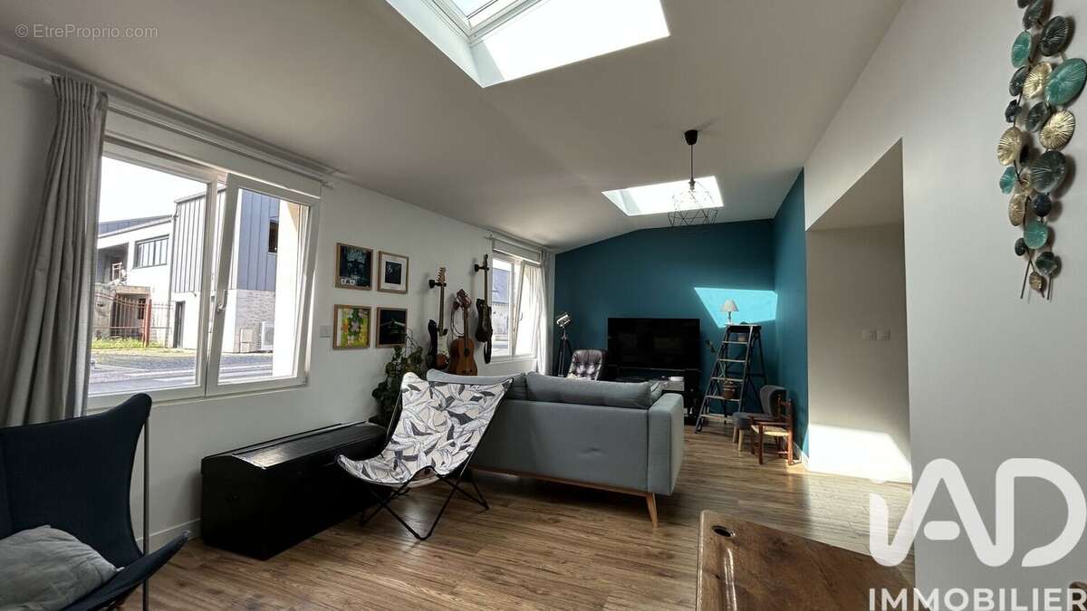 Photo 4 - Maison à LA VILLE-AUX-DAMES