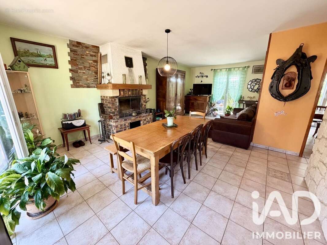 Maison 89 m² à Ondreville-Sur-Essonne  - photo 2