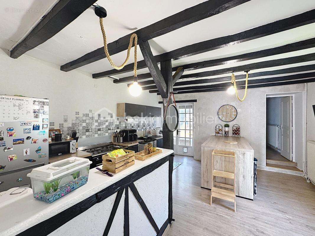 Maison à PONTAILLER-SUR-SAONE