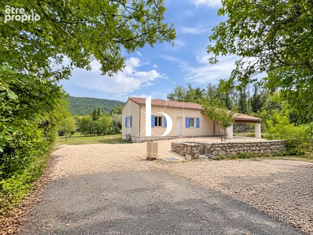 Maison à RUOMS