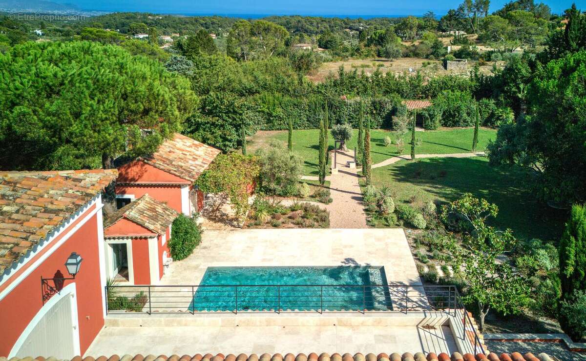 Photo 2 - Maison à MOUANS-SARTOUX