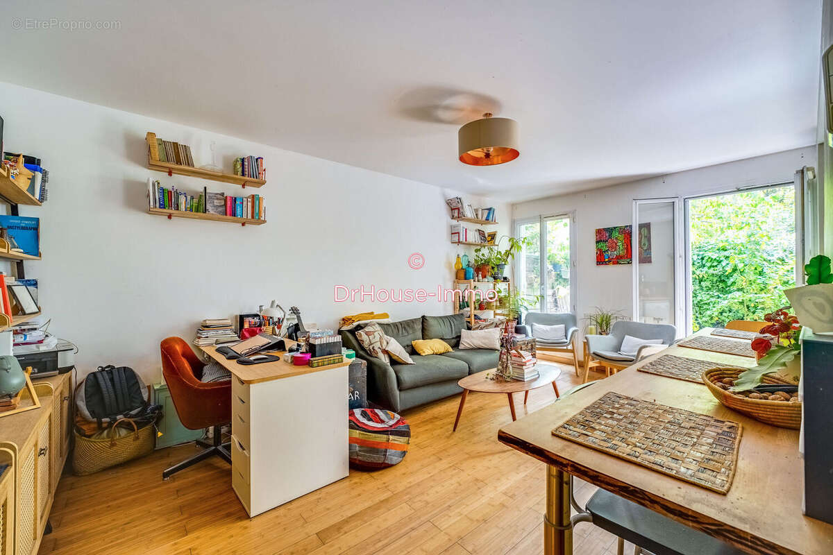 Appartement à AUBERVILLIERS