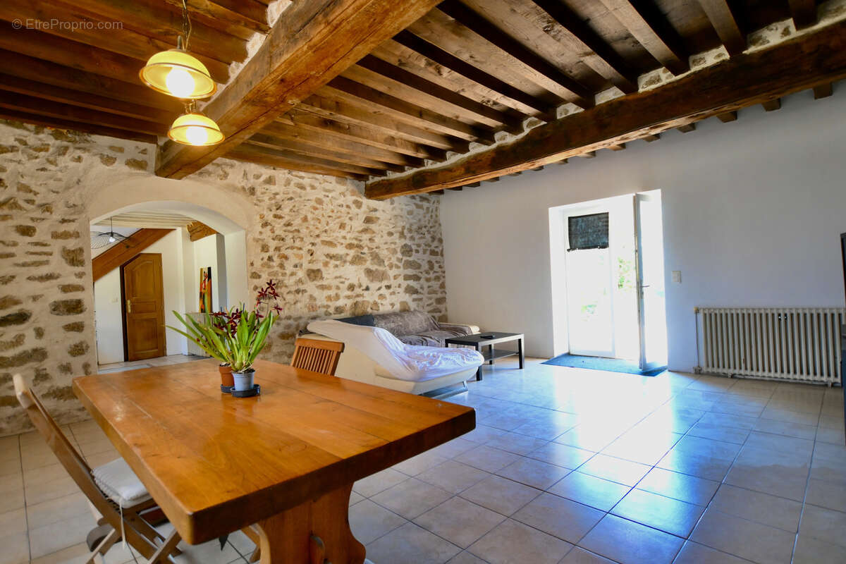 Maison à SAINT-GERMAIN-DES-CHAMPS