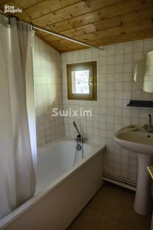 Chalet de loisir sur un très beau terrain de 14 hectares avec 2 étangs - photo 4