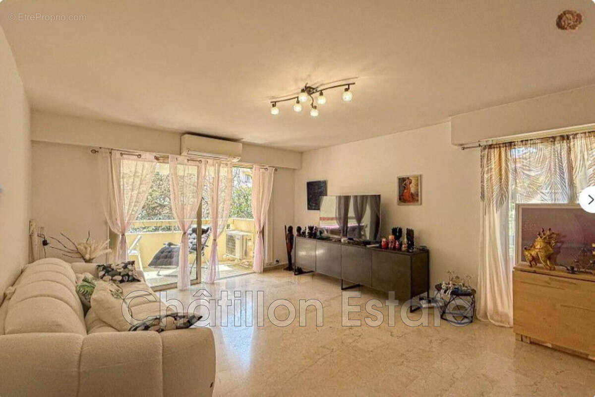 Appartement à CANNES