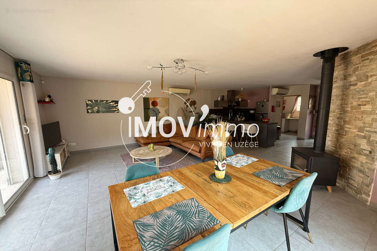 Maison 94 m² à Uzes  - photo 3
