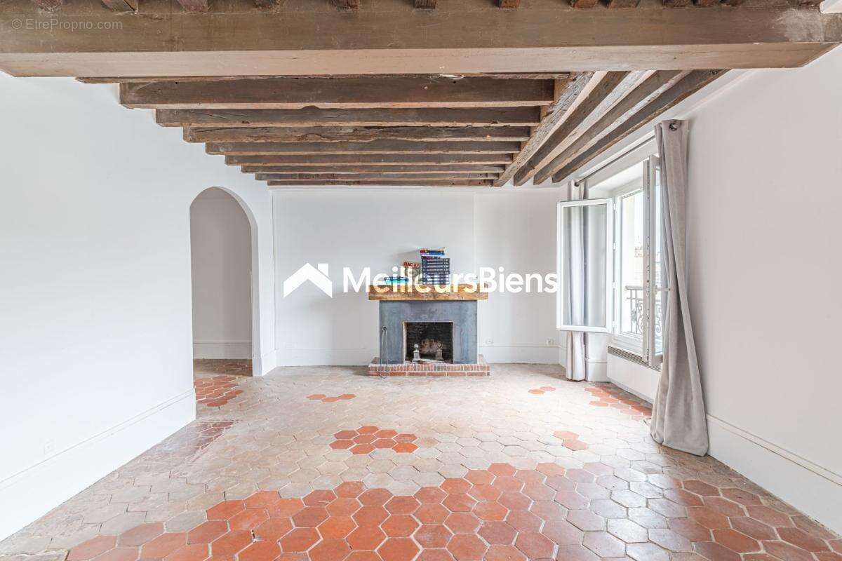 Appartement à PARIS-4E