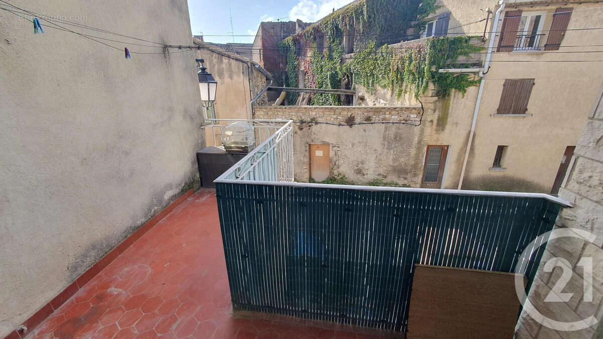 Maison à ROQUEMAURE