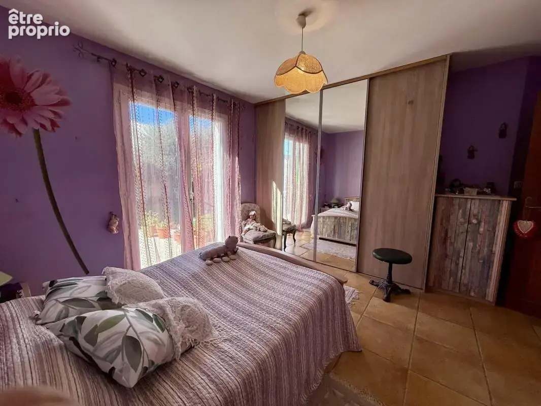 Villa familiale de 170 m2 sur 1000 m2 de terrain avec 5 chambres piscine et garage - photo 6