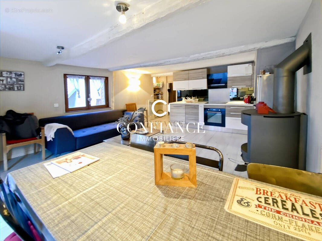 Appartement à SAINT-ETIENNE-DE-TINEE