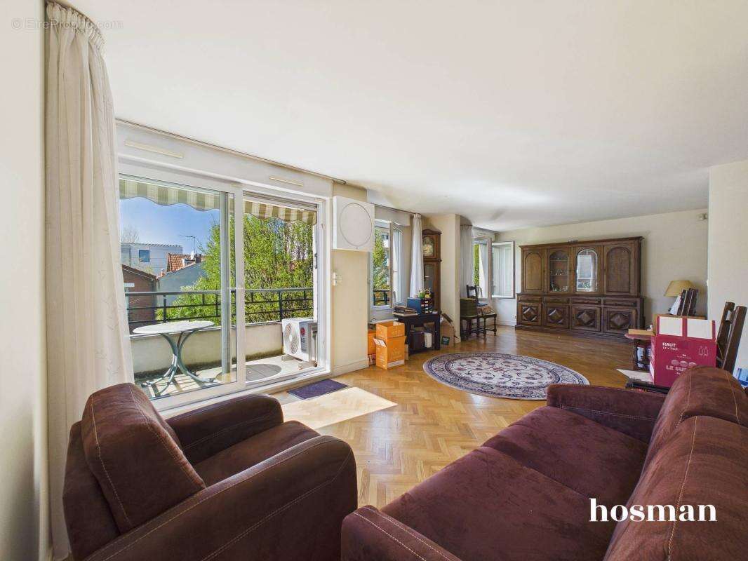 Appartement à LA GARENNE-COLOMBES