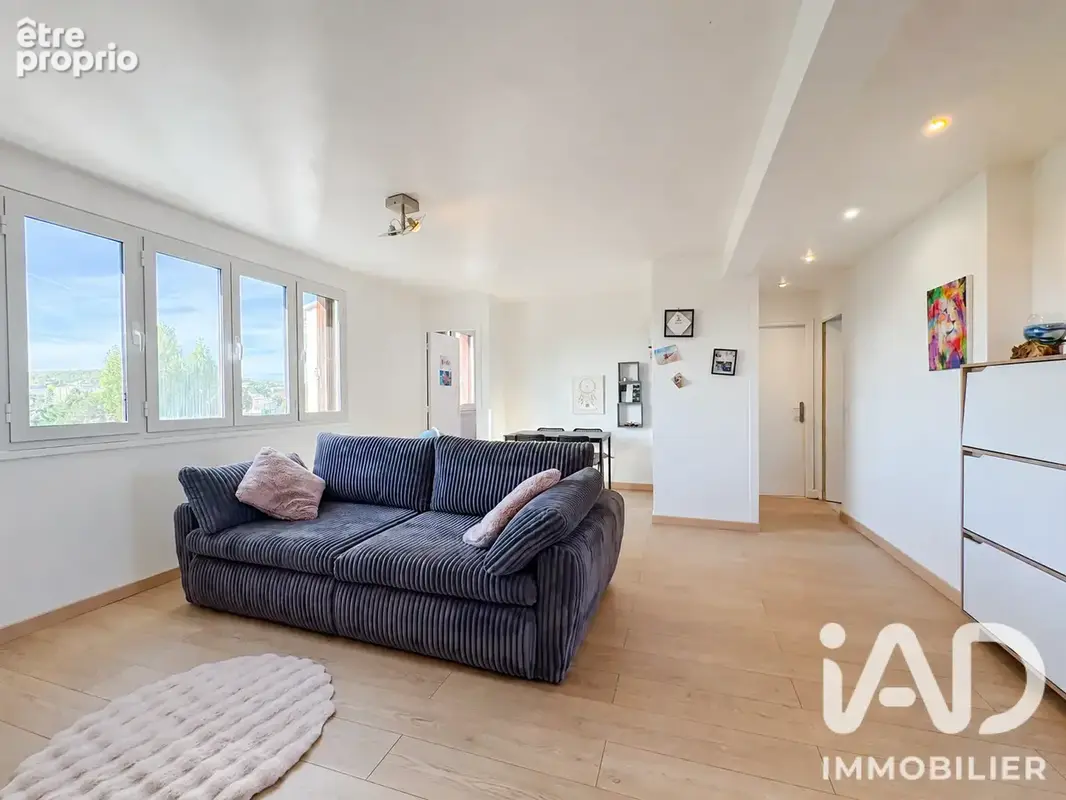 Photo 1 - Appartement à LES CLAYES-SOUS-BOIS