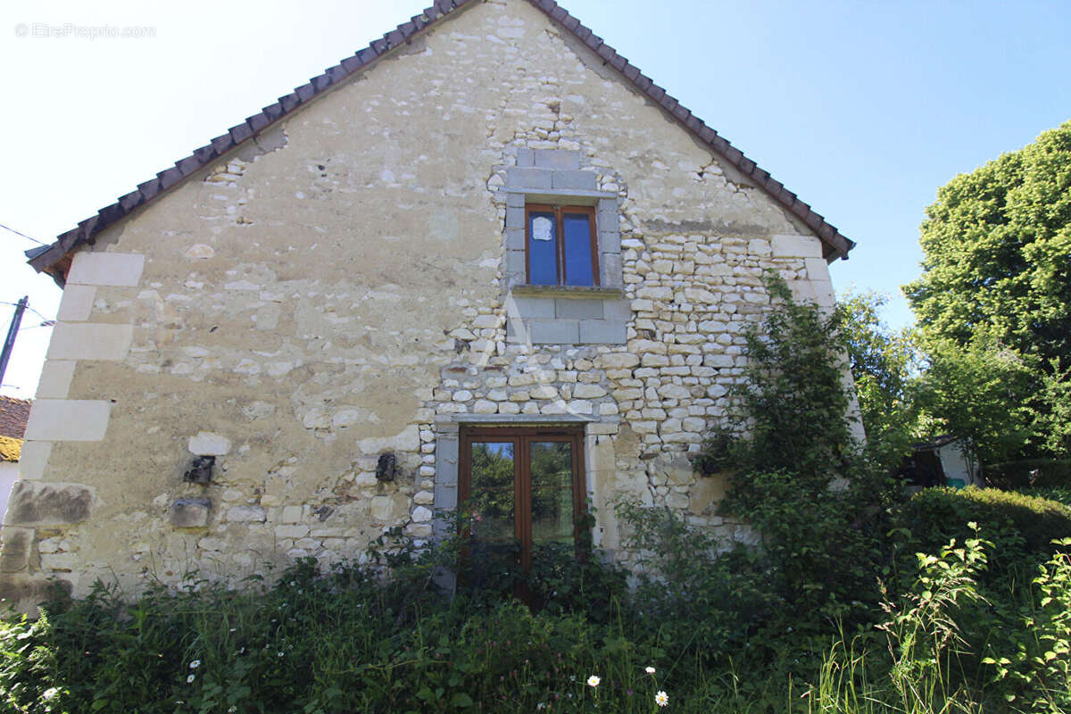 maison/grange  a restaurer - photo 7