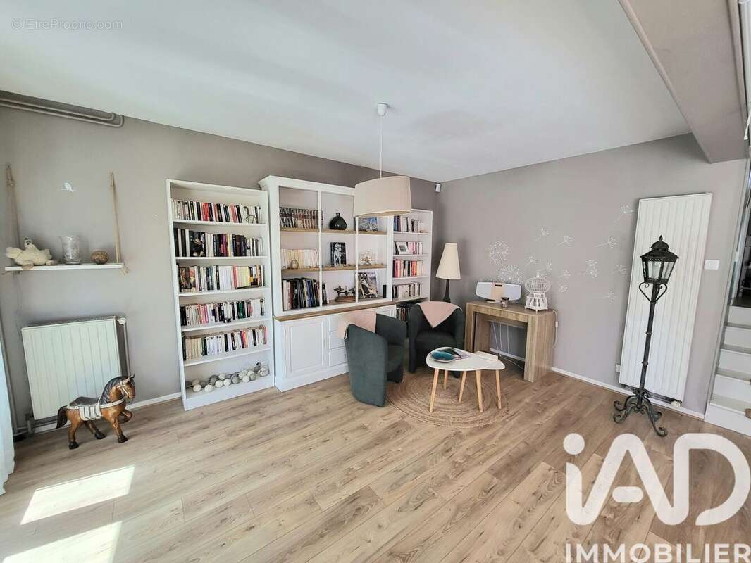 Photo 4 - Maison à SAINT-JUST-SAINT-RAMBERT