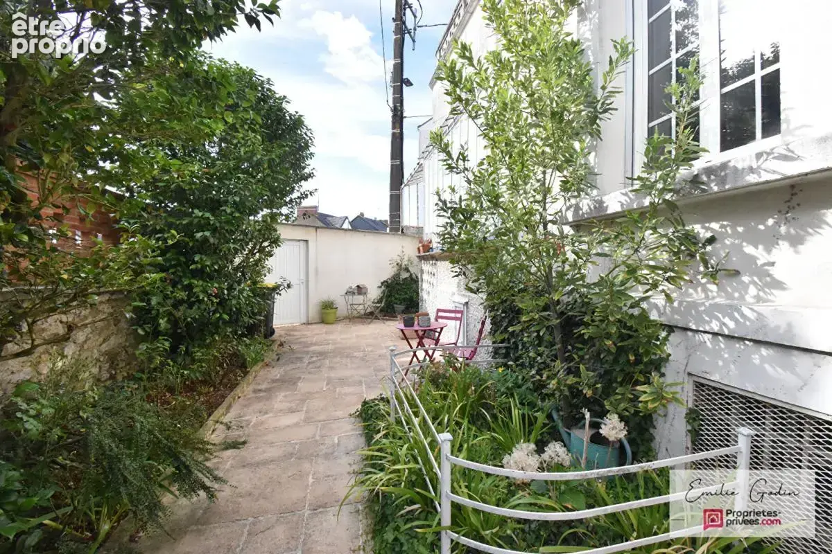 Maison Bourgeoise Cholet 11 pièce(s) 278 m2 - photo 15