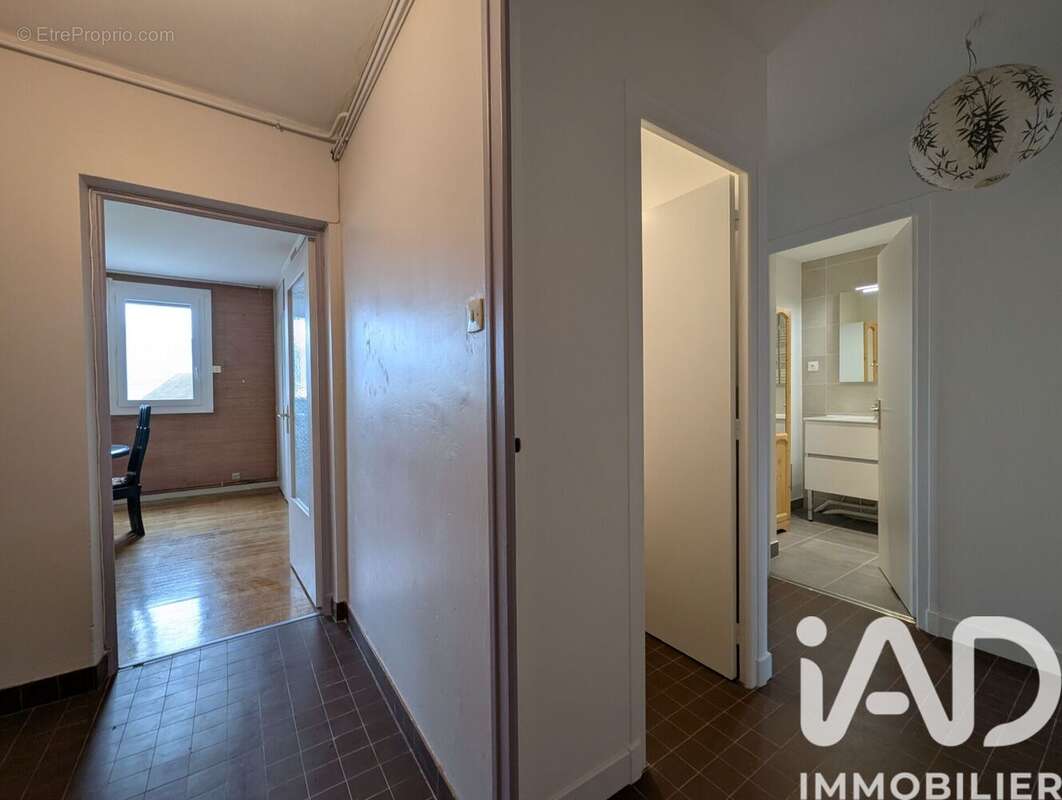 Photo 6 - Appartement à ECHIROLLES