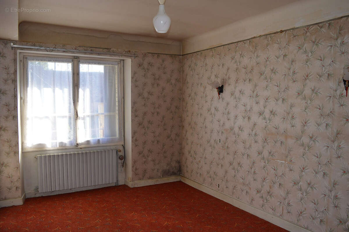 Maison à LADUZ