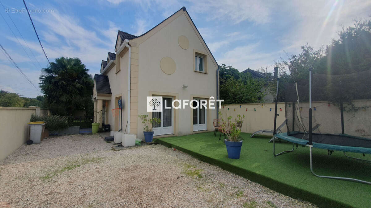 Maison à CONFLANS-SAINTE-HONORINE