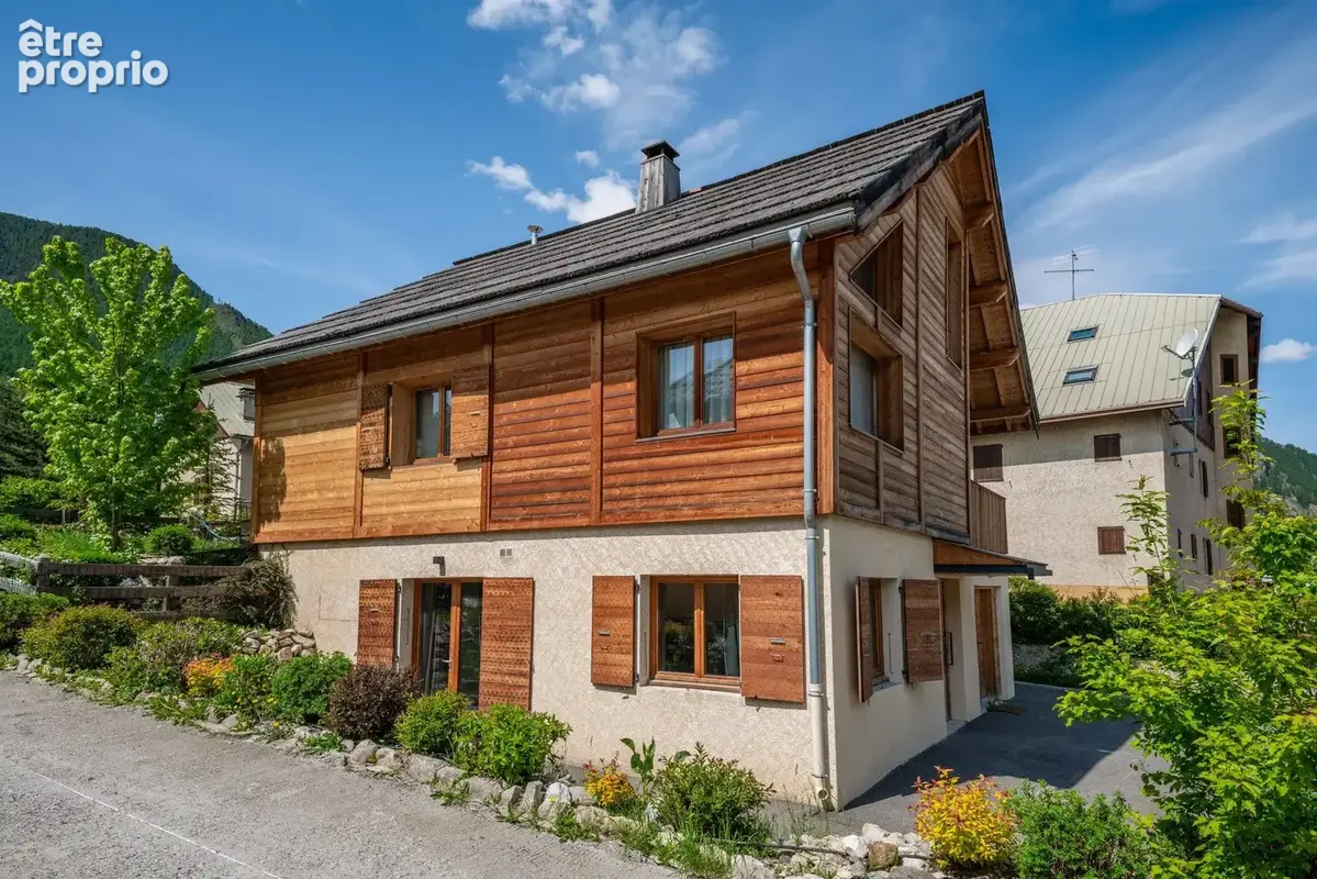 Maison 7 pièces 177 m² à vendre à La Salle-Les-Alpes (05240) - photo 3