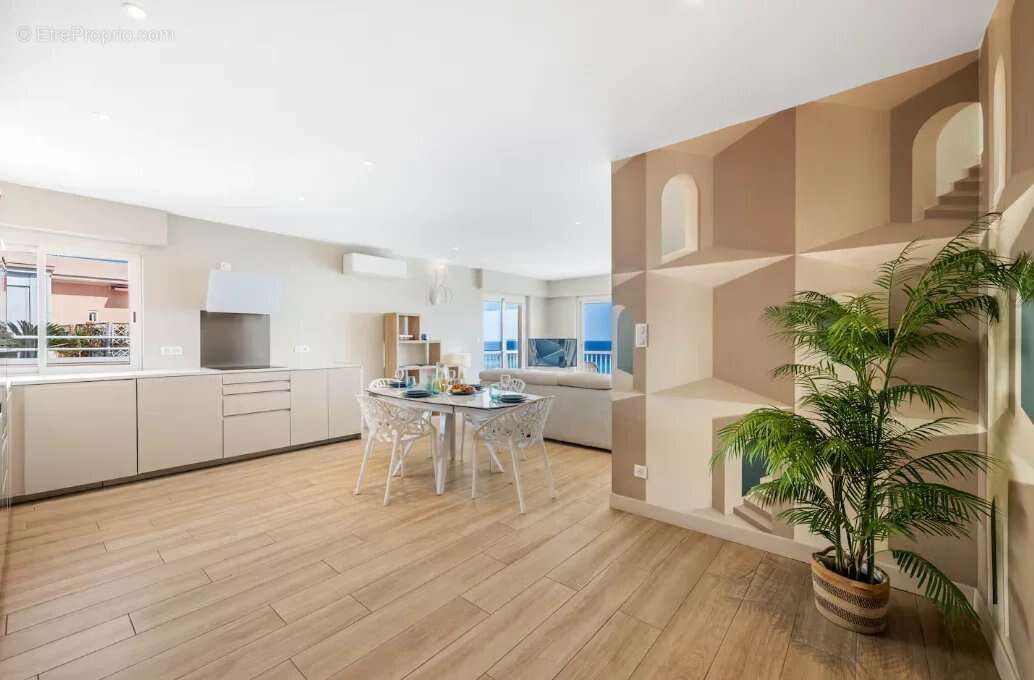 Appartement à MENTON