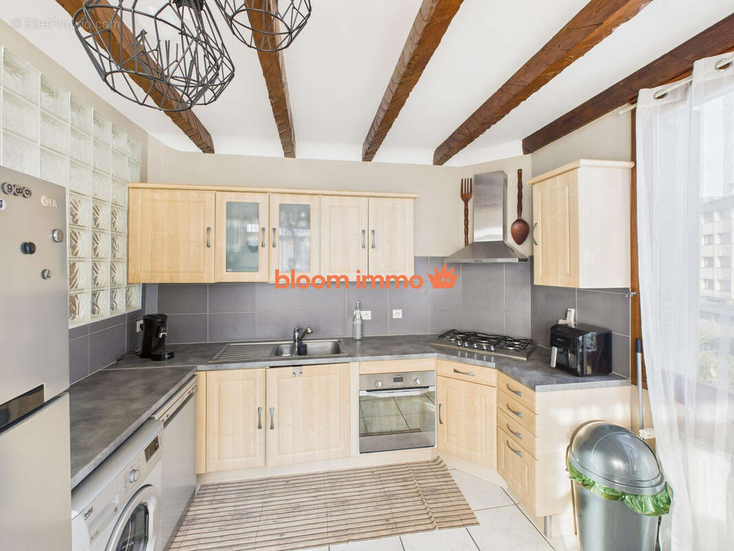 Appartement 87 m² à Montmelian  - photo 2