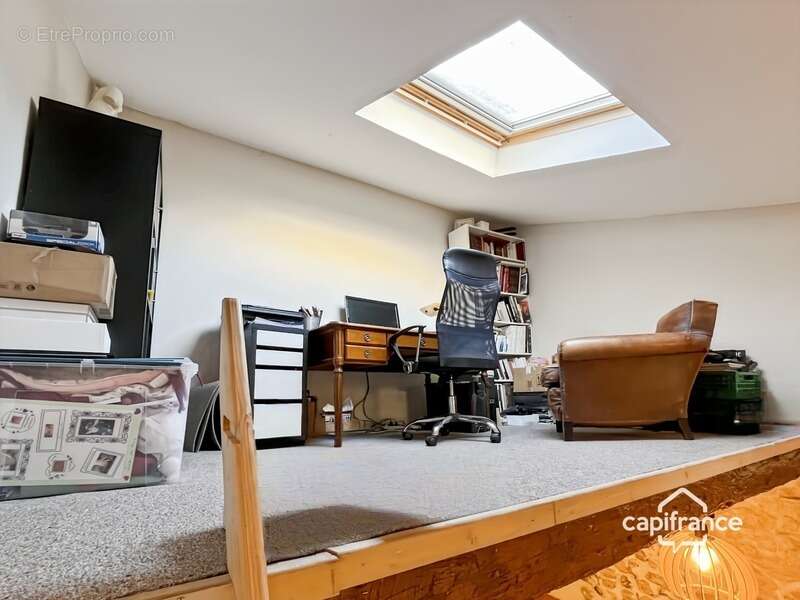 Maison à BAGNOLS-EN-FORET