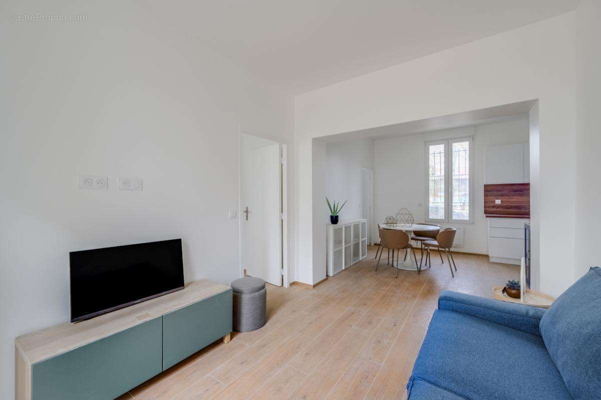 Appartement à AUBERVILLIERS