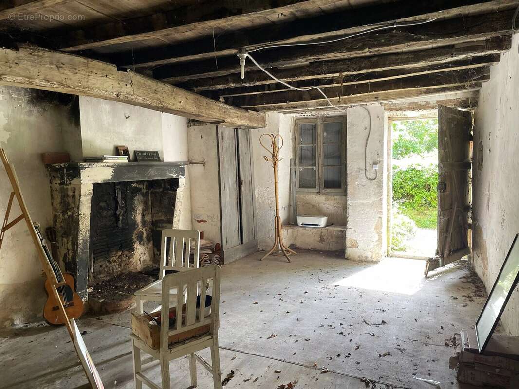 Maison à FONTAINE-CHALENDRAY