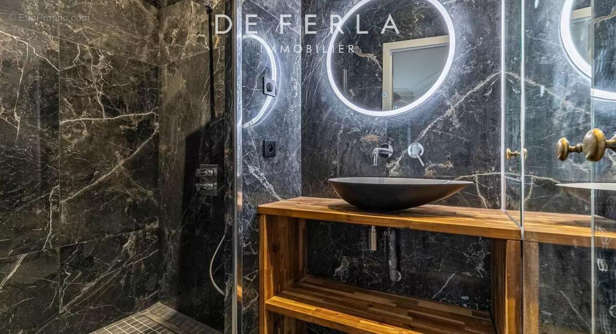 Paris XVI - Trocadéro - Appartement familial et de réception - photo 12