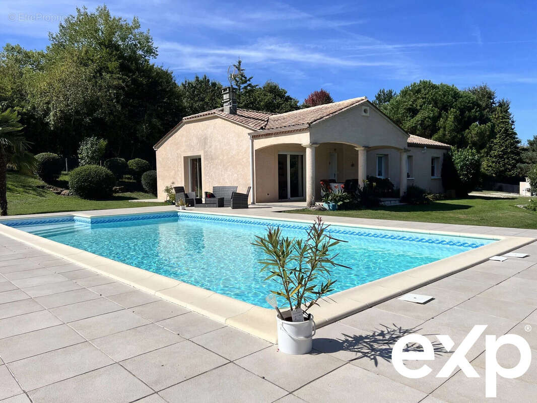 Maison à SAINT-SAUVEUR