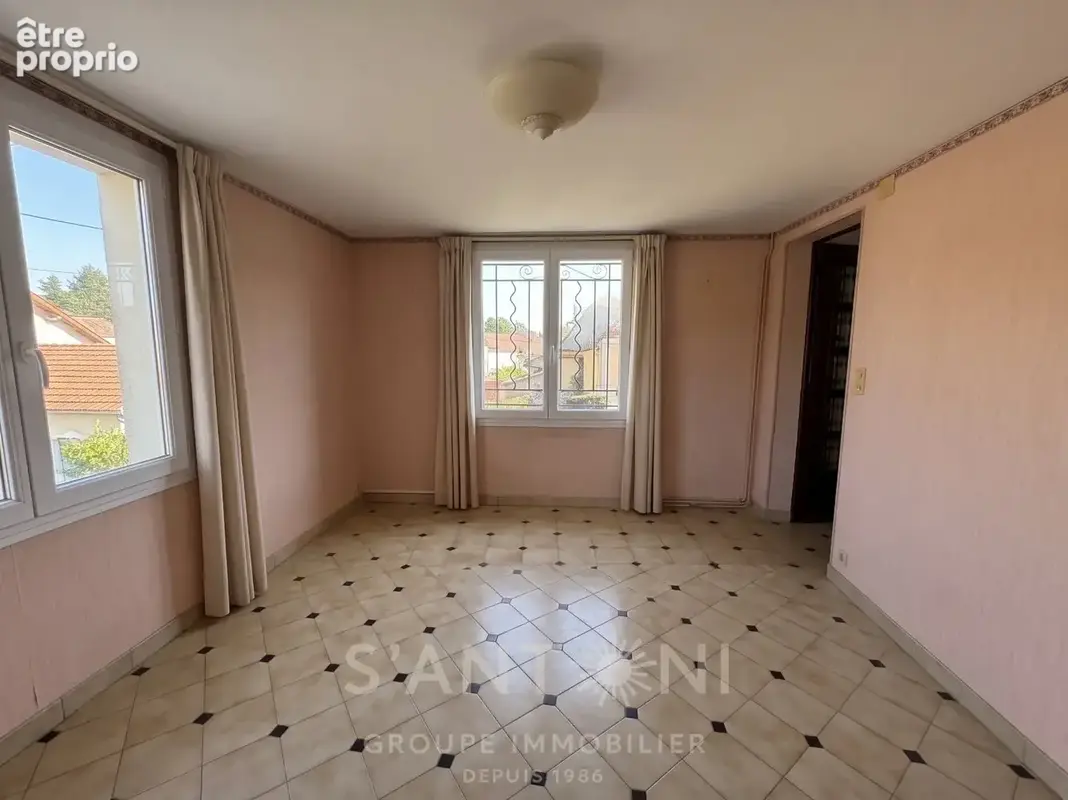 MAISON T3: belle opportunite au Barrou pour les amateurs de projets! - photo 2