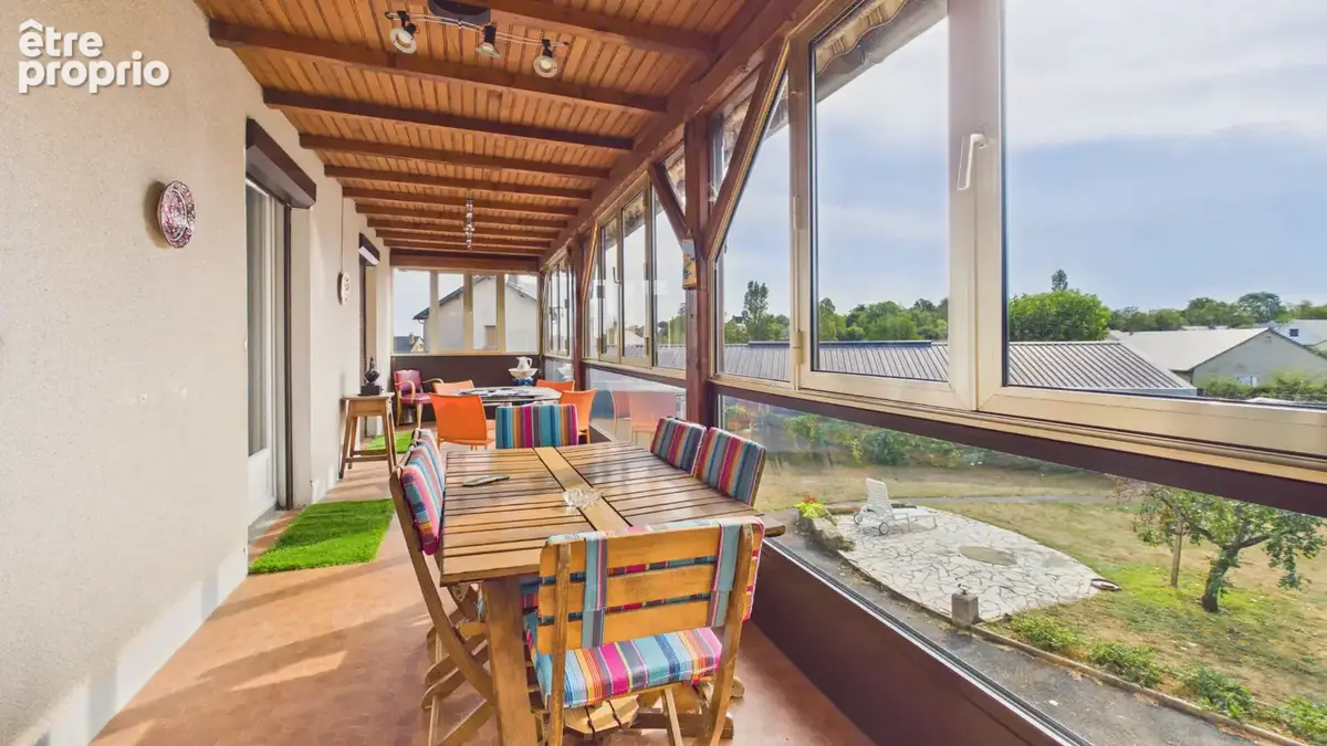 Maison 6 pièces - Centre du village - Parc arboré - photo 8