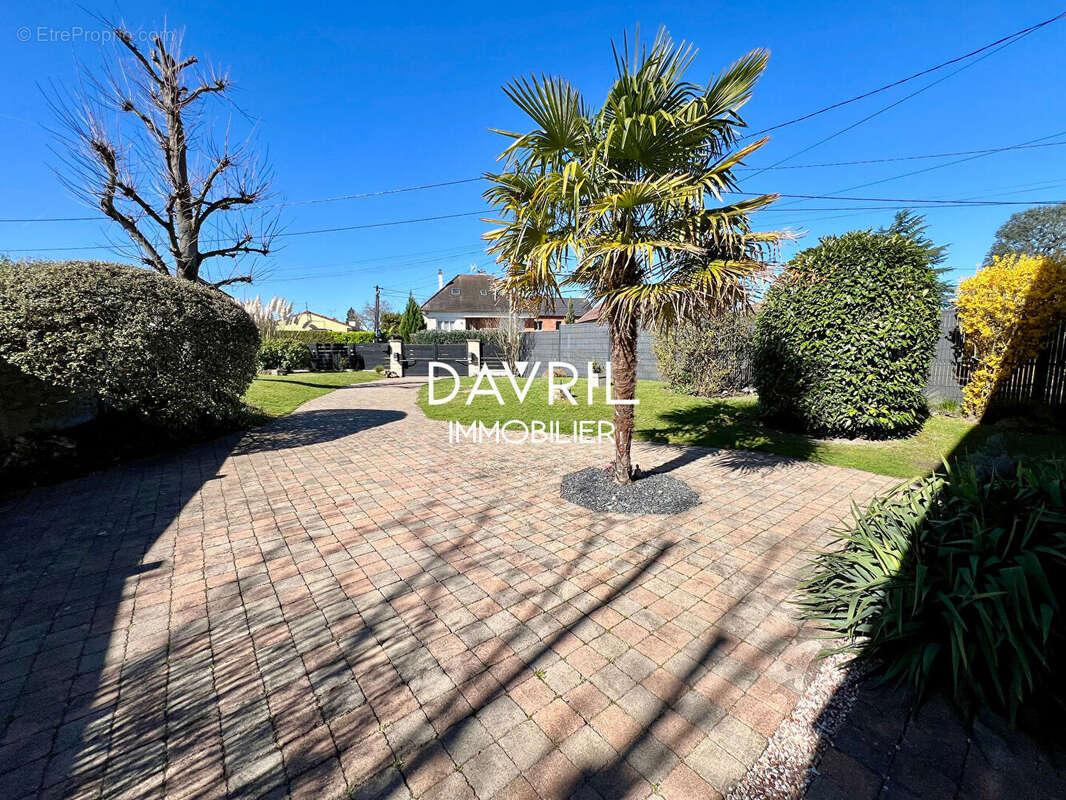 Maison à CONFLANS-SAINTE-HONORINE