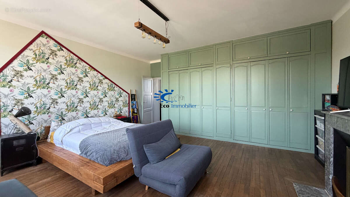 Aigrefeuille d'aunis maison de bourg 220 m² 4 chambres piscine - photo 4
