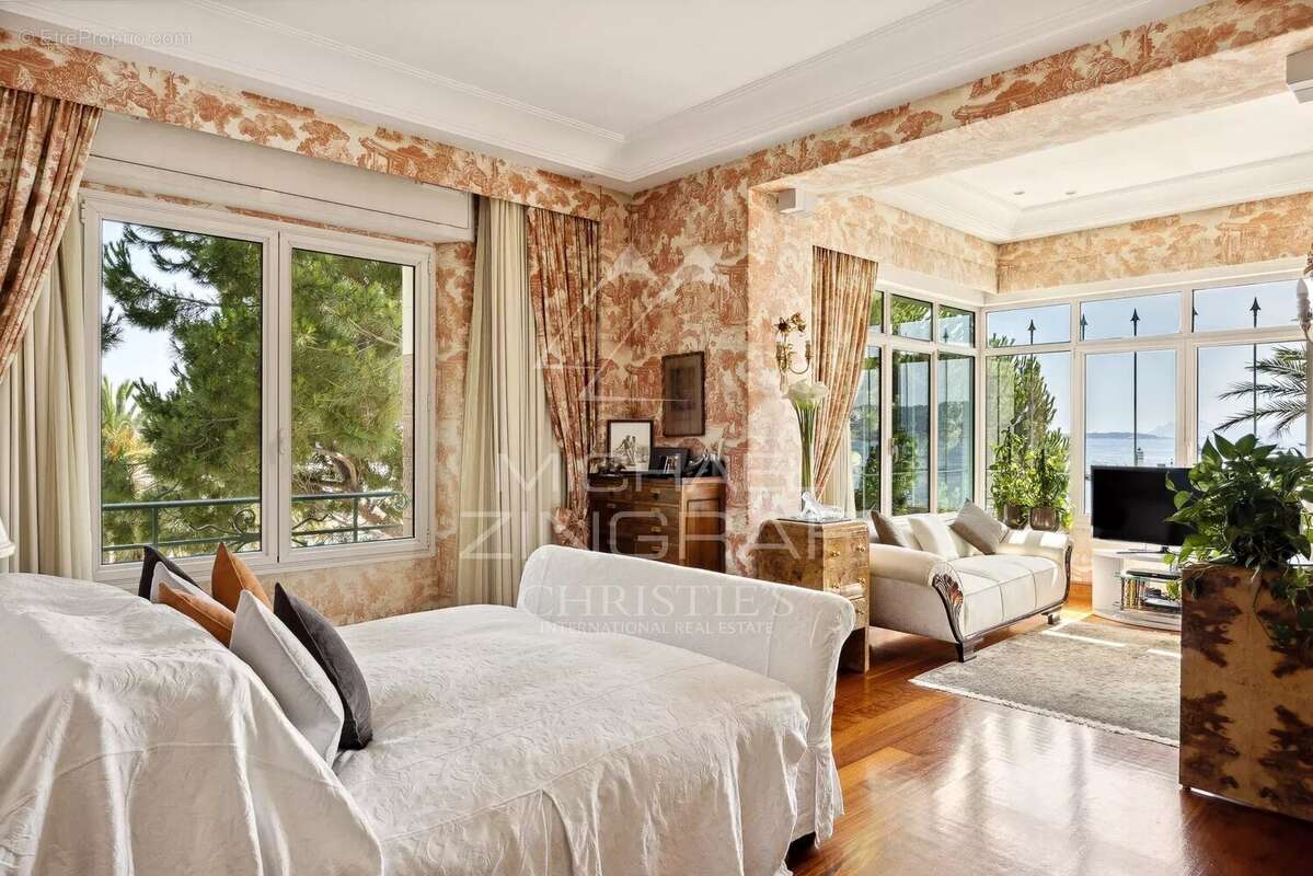 Maison à ANTIBES