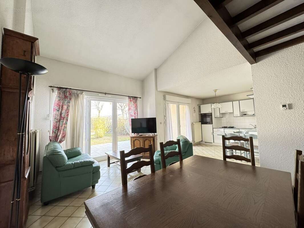 Maison à LA TALAUDIERE