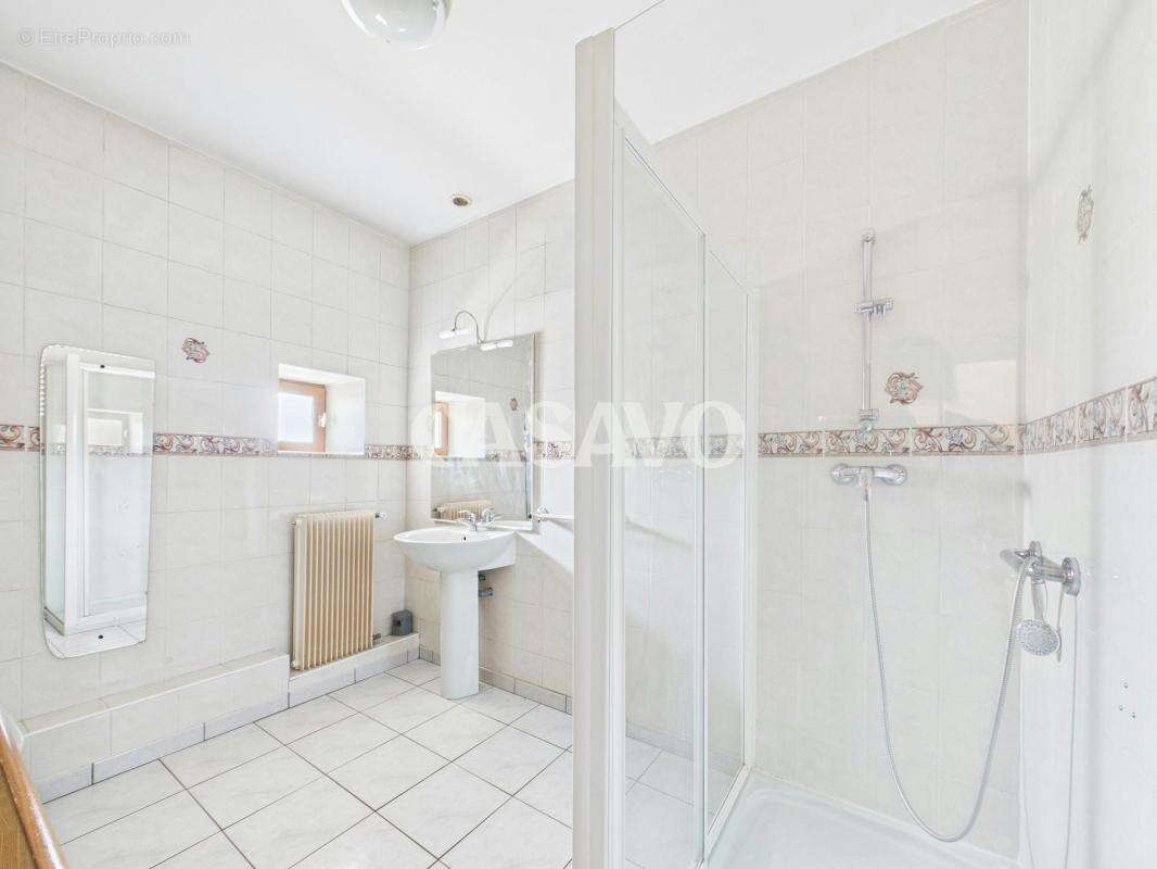 Vente Maison 6 pièces de 135m² - 38230 Tignieu-Jameyzieu - photo 10