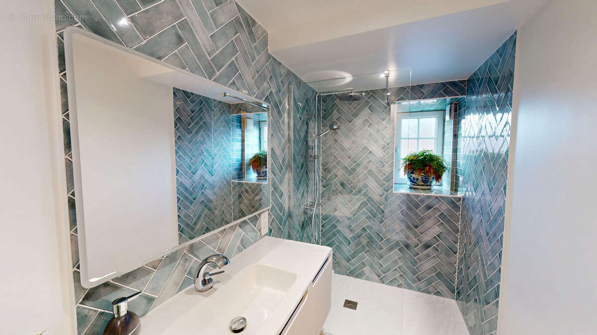 Maison à BAILLY-ROMAINVILLIERS