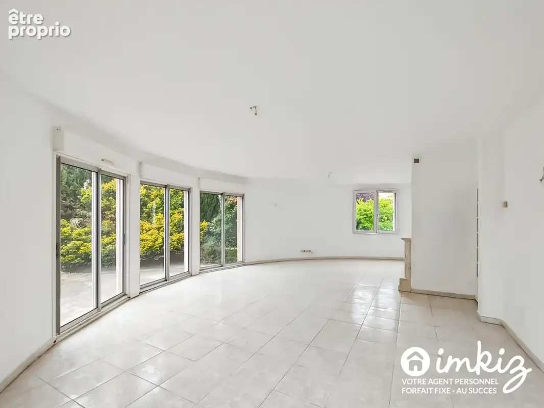 Maison d architecte de 7 pièces avec grand terrain - photo 3