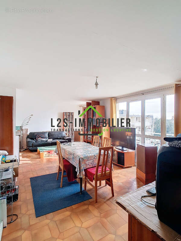 Appartement à MONTSOULT