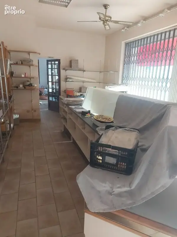 Maison d'habitation et son local commercial - photo 5