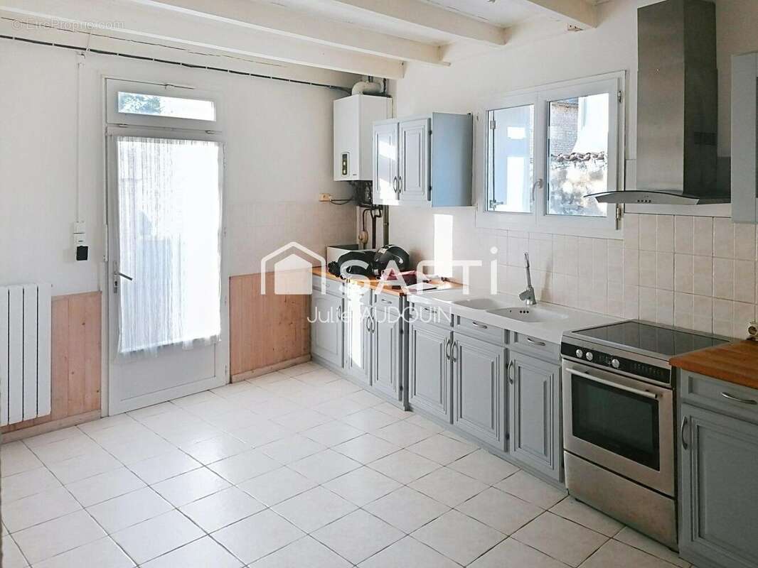 Photo 3 - Maison à SAINT-JEAN-D'ANGELY