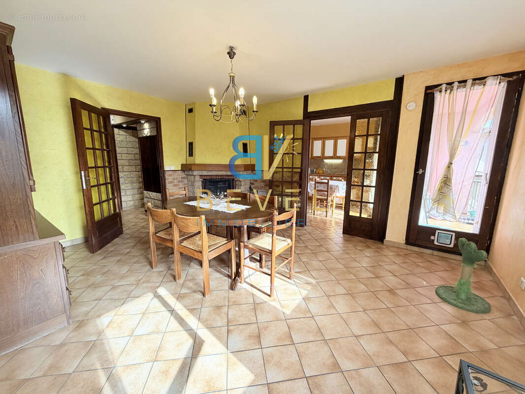Appartement à SAINT-JEAN-DE-MAURIENNE
